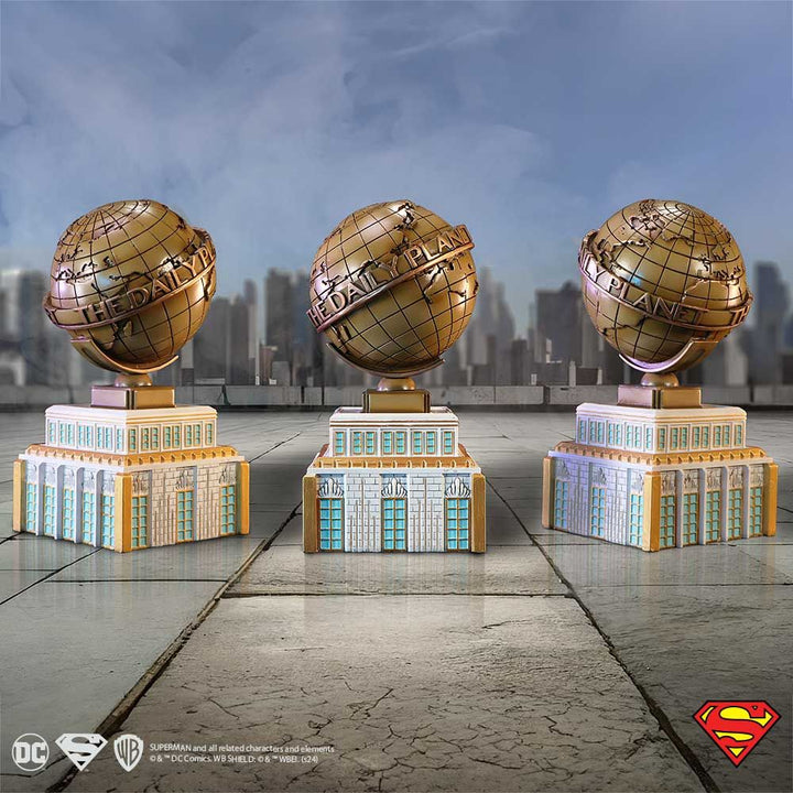 DC Bookend The Daily Planet | Superman