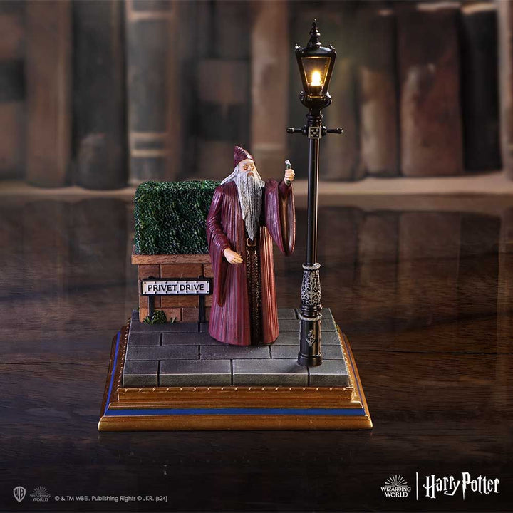 Privet Drive Light Up Figurine | Harry Potter
