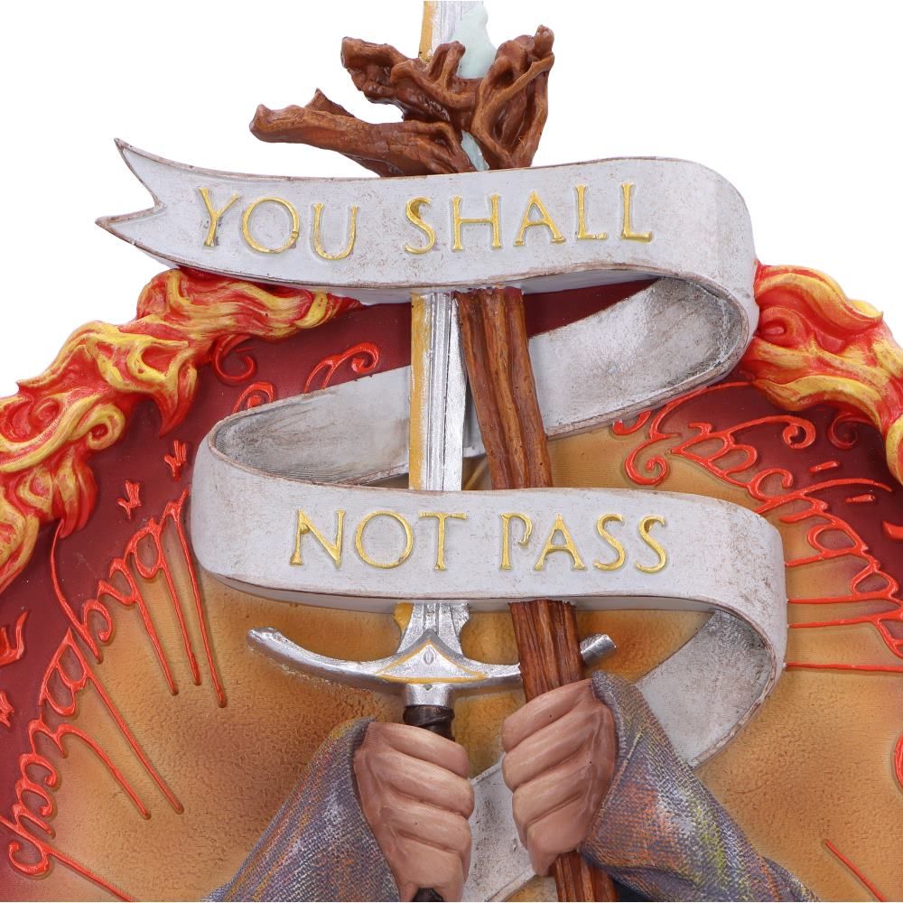 Lord of the Rings You Shall Not Pass Wall Plaque 30.4cm