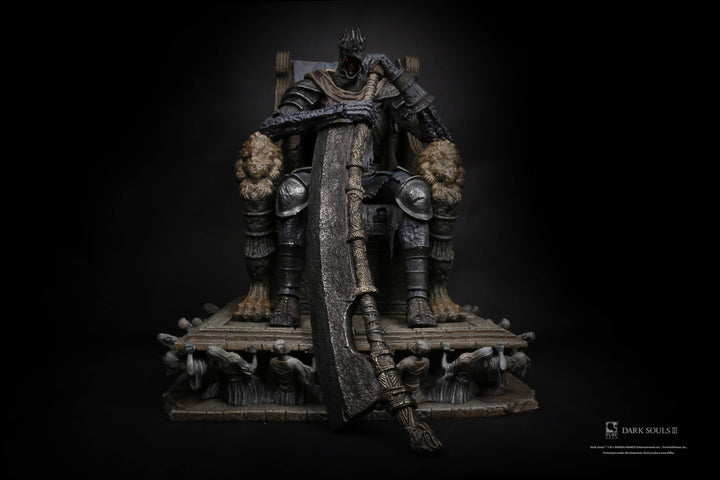 Yhorm Statue | Dark Souls