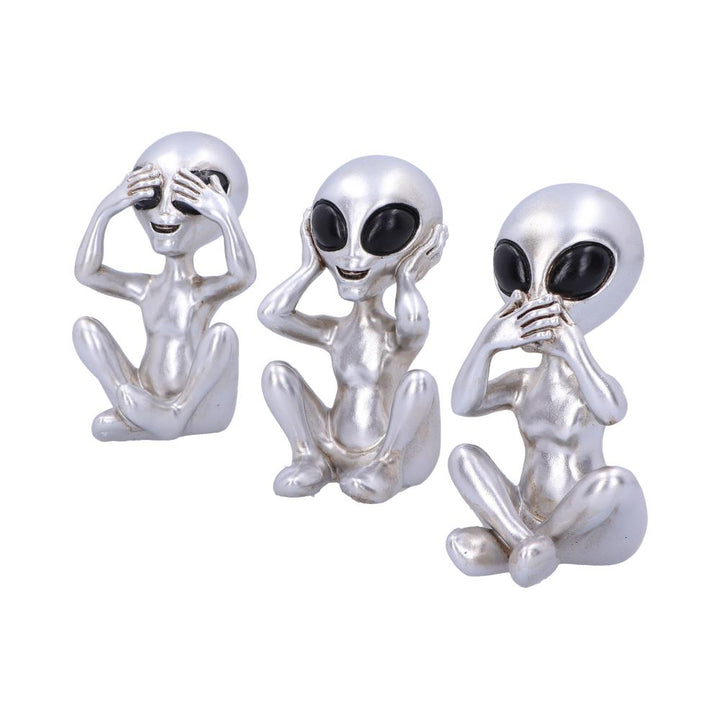 Three Wise Aliens